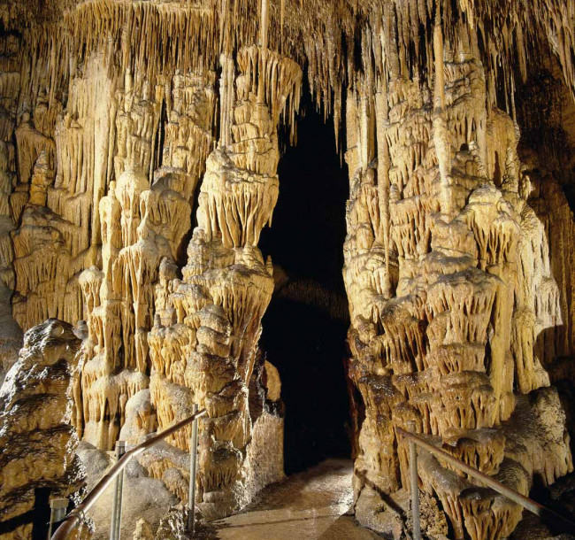 Cuevas del Drach